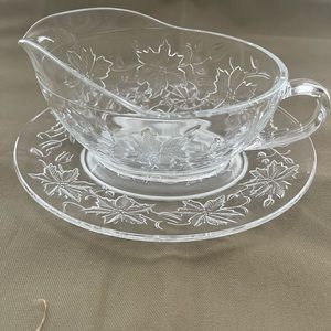 Princess House Fantasia Gravy
Sauce Boat and Underplate